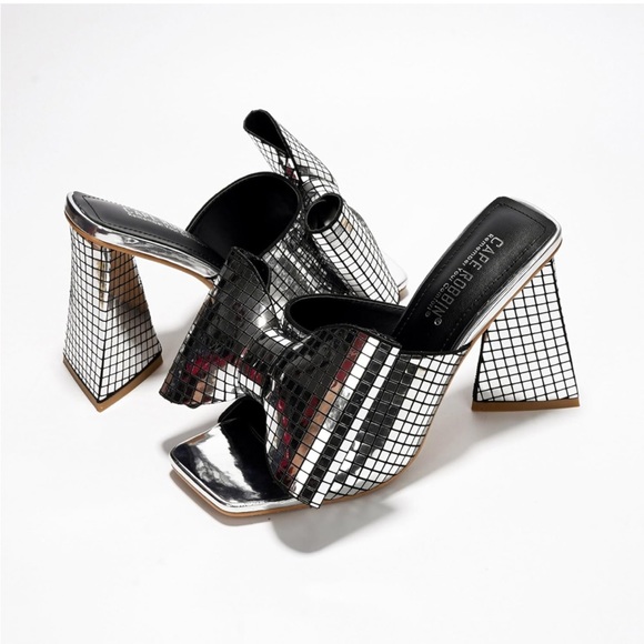 Discoball Slip On Metallic High Heels, Shiny Disco Ball with Bow Tie - Picture 3 of 4